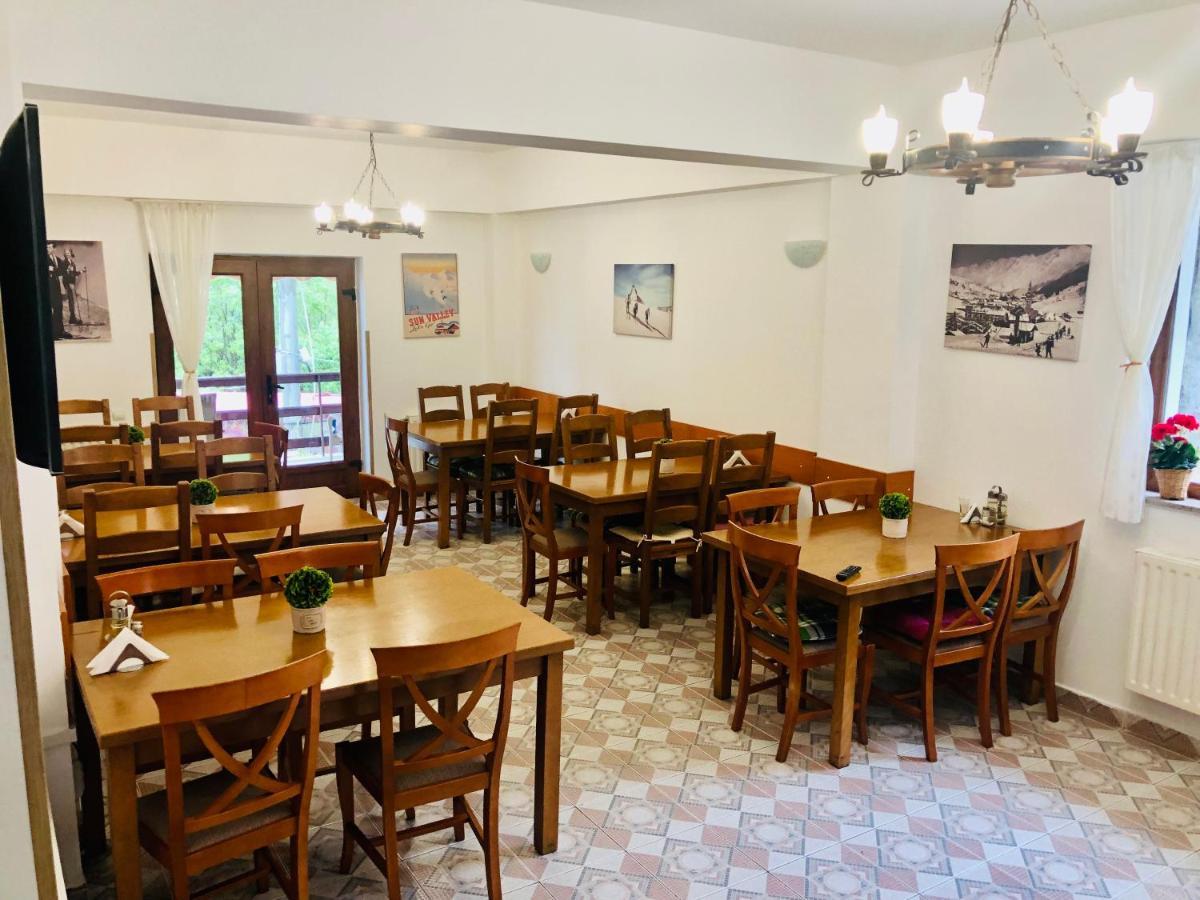Pensiune & Restaurant Kalinder بوستين المظهر الخارجي الصورة